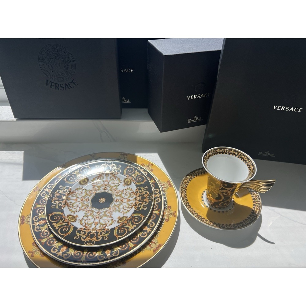Versace by Rosenthal Barocco 5-Piece Place Setting(s) Unused Pristine Rare